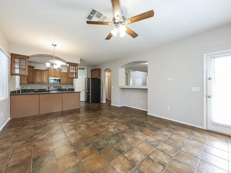 34929 N 30th Dr — Photo 10