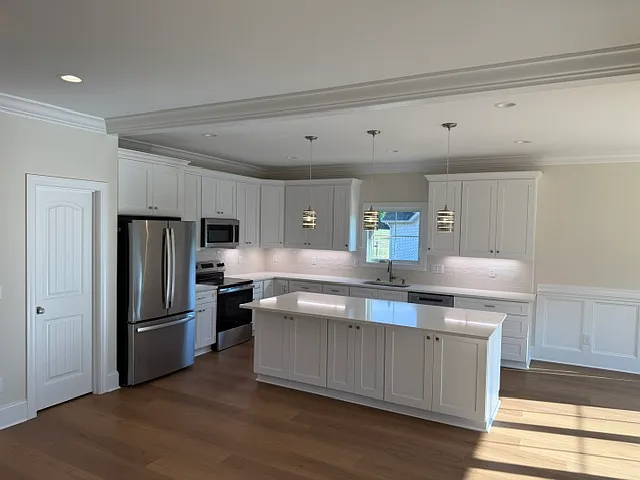 8505 Aventine Hill Dr — Photo 15