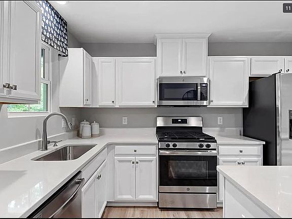 5th image of 5845 Austin Woods Dr