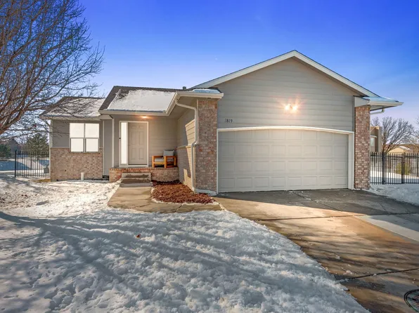1819 N Wolfberry Ct, Andover, KS 67002