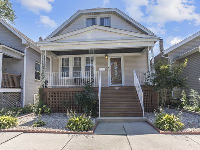 5807 W Cornelia Ave, Chicago, IL, 60634