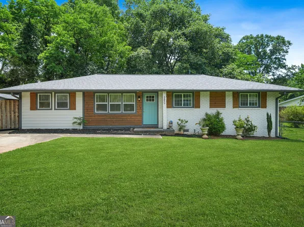 3839 Brookcrest Cir, Decatur, GA 30032