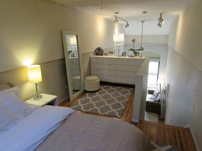 1300 Hudson St — Photo 7
