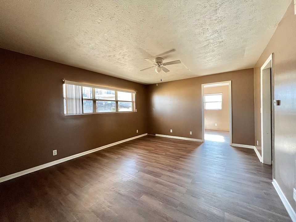 1st image of 206 Fairlane Dr APT 14