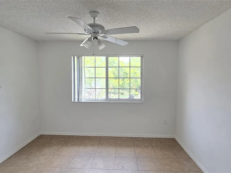 4149 N Haverhill Rd #1619 — Photo 21