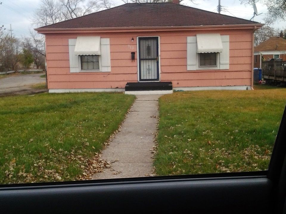 2nd image of 313 Wilson St