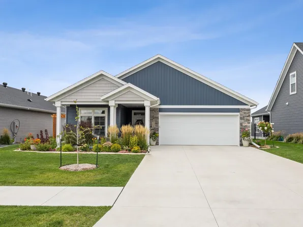 818 Rania Way W, West Fargo, ND 58078