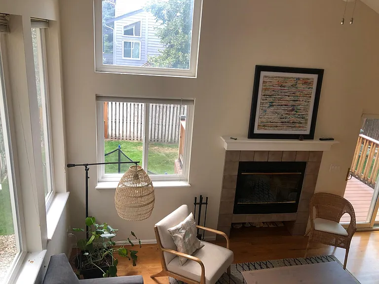 83 Mineola Ct — Photo 9