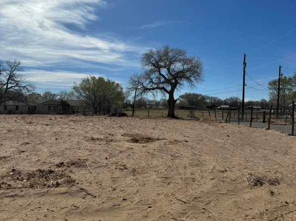 12 La Escondida Rd, Peralta, NM 87042