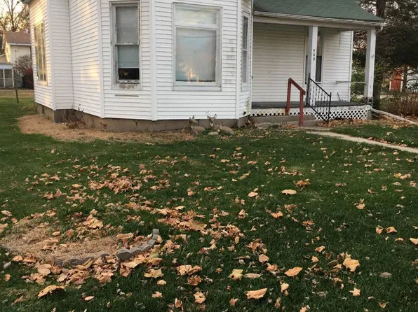 503 S Memorial St, Pittsfield, IL 62363