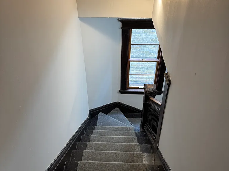 3020 James Ave S #3 — Photo 32