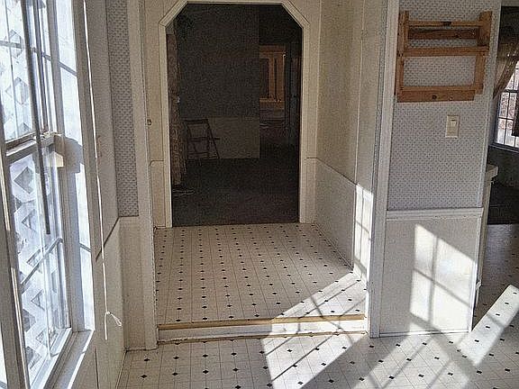 4th image of 5704 Hunter Rd