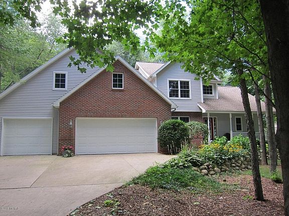 4th image of 7661 Richland Woods Ct