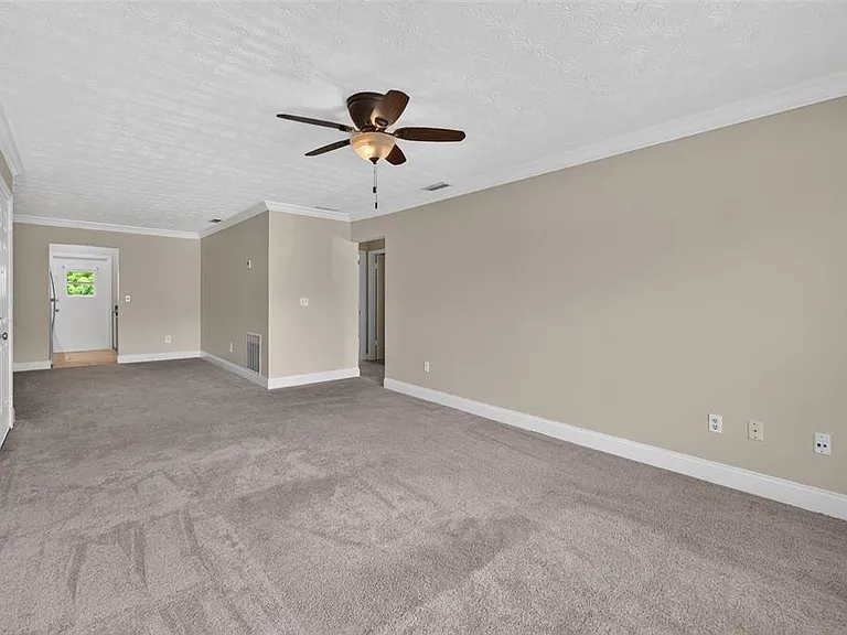 5301 Hansel Ave #A-18 — Photo 11