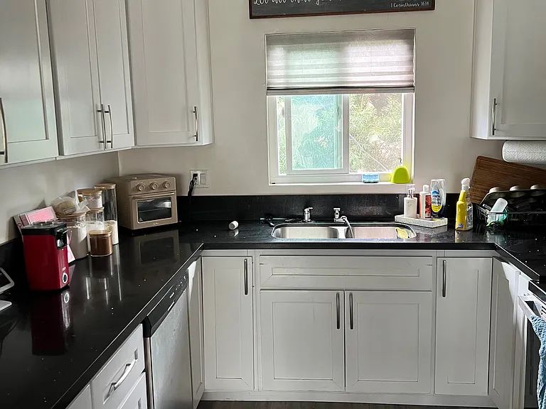5118 W 20th St #8 — Photo 7