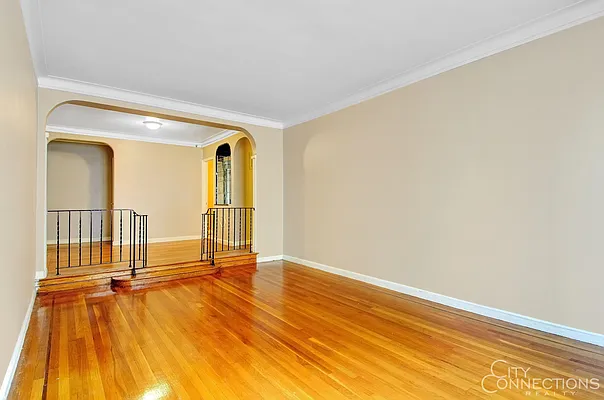 Rented by City Connections Realty | media 8