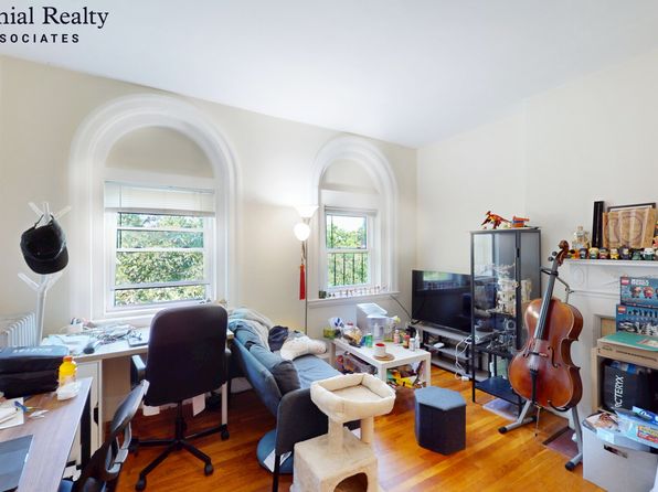 1073 Beacon St #9