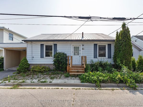 42A Hill St, Prince Edward County, ON K0K 2T0