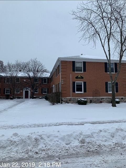 1st image of 3472 N Dousman St