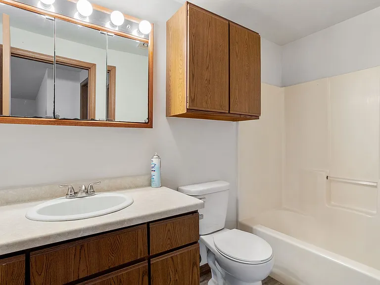 234 Berger St — Photo 4