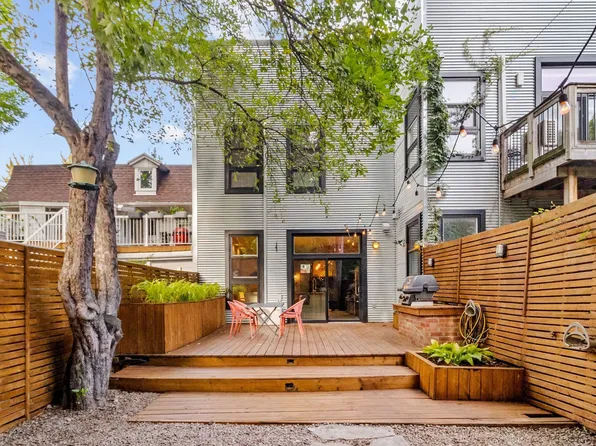 110 Rose De Lima, Montraal, QC H4C 2K9