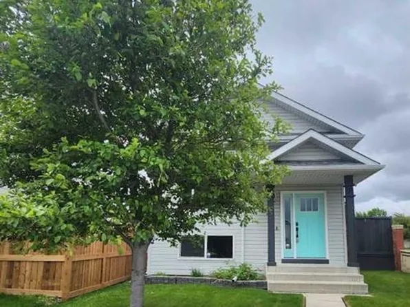 5 E Country Hills Dr NW, Calgary, AB T3K 4S5