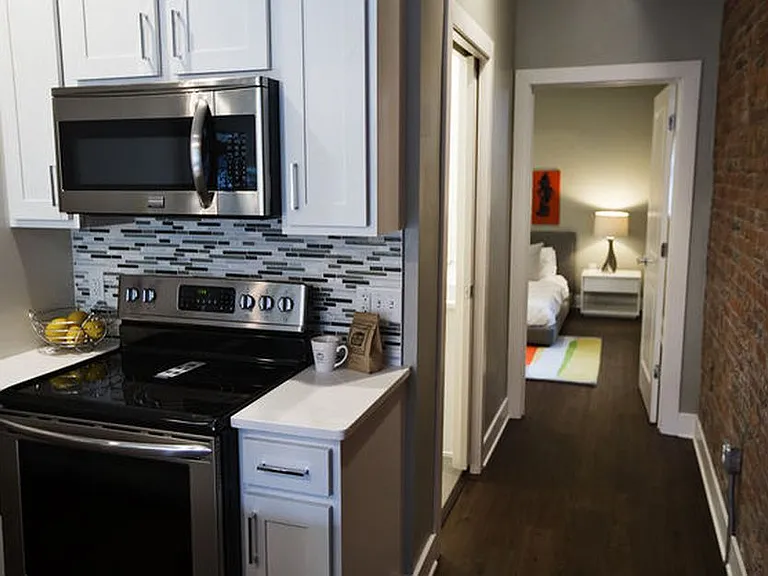 130 Locust St #14 — Photo 3