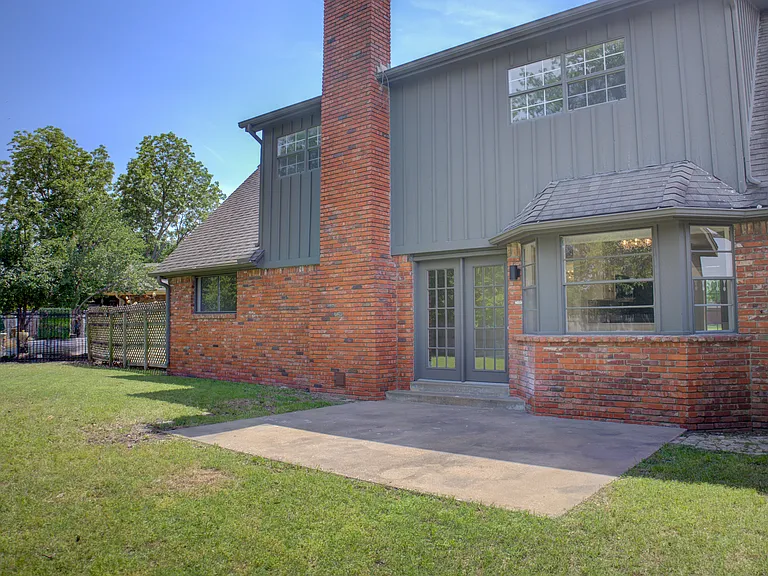 4601 S 66th East Ave — Photo 35