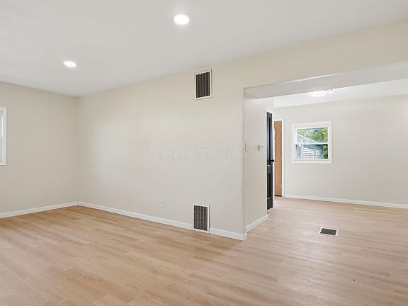3rd image of 1074 S James Rd
