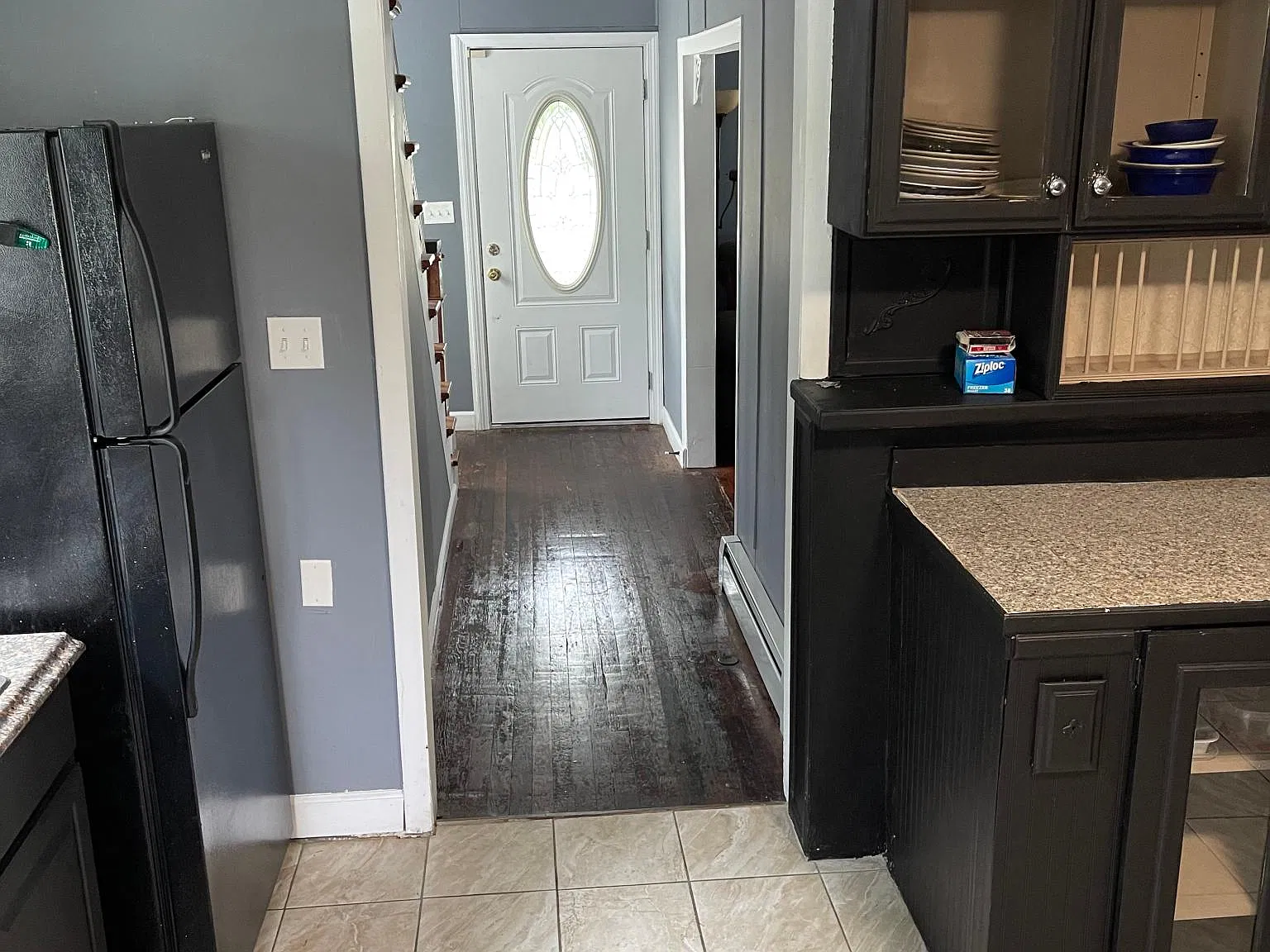 5 bed, 1700 sqft, $3,000 — Photo 3