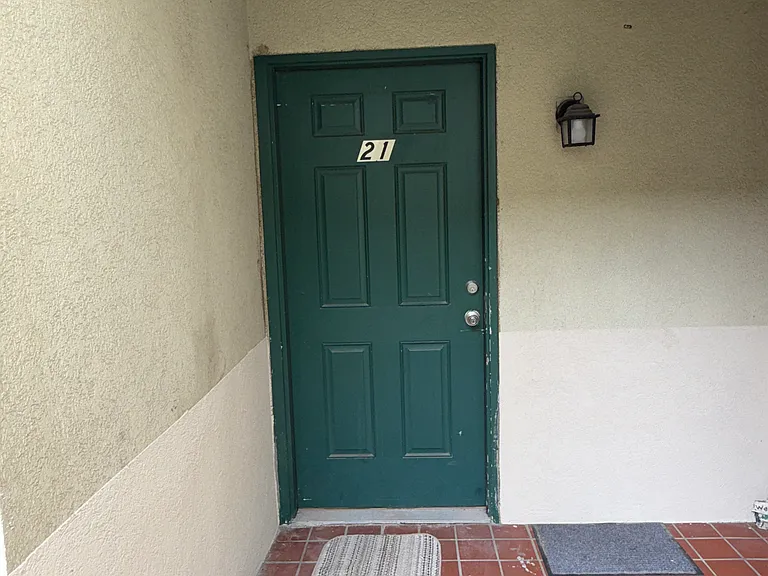 40 S Cherry St #21 — Photo 9