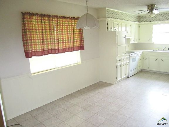 4th image of 7003 Southplace Dr