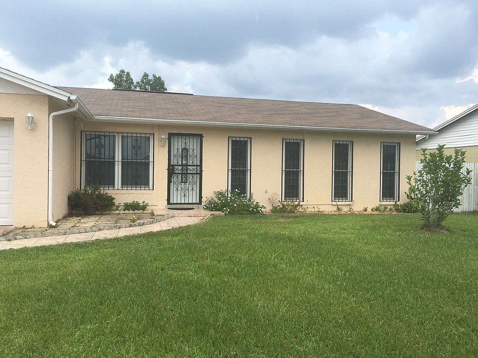 1st image of 719 Royal Palm Dr