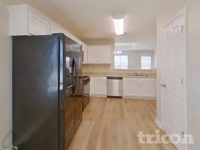 244 Grover Turner Way — Photo 5