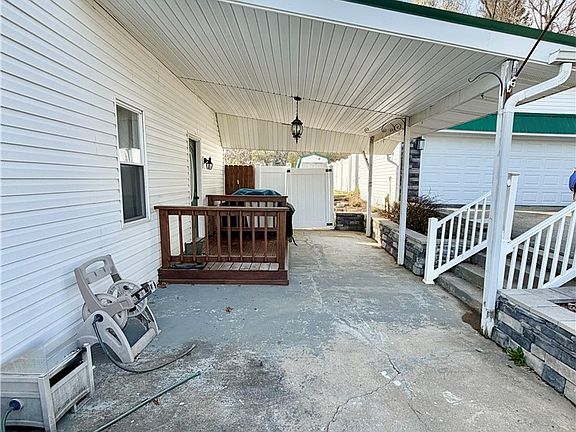 3rd image of 2674 Morgantown Rd