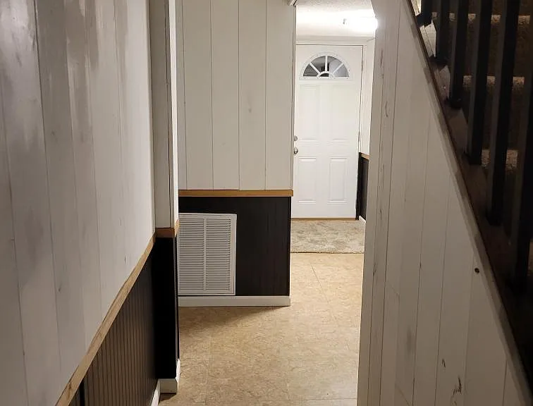 409 Franklin Ave NW — Photo 16