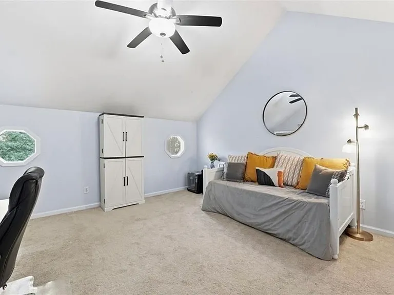 2158 Chartley Pl — Photo 36