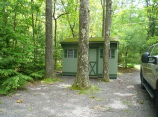 180 Aztec Dr, Shohola, PA 18458