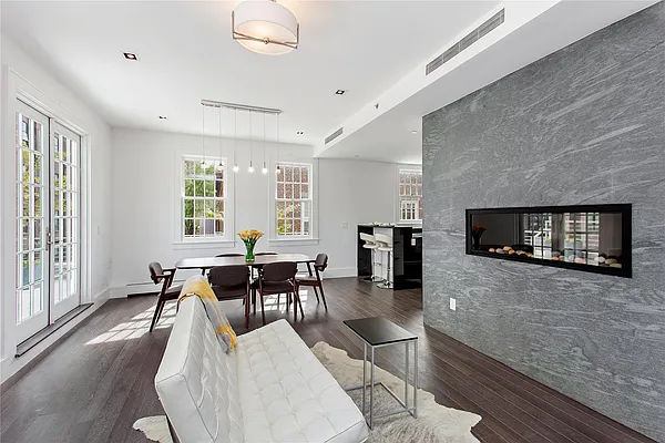 Sold by Douglas Elliman | media 22