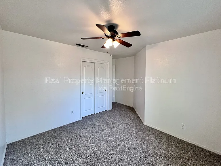 2669 Alamos Ave — Photo 9