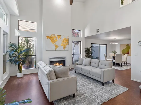 1168 Copper Cottage Ln, Modesto, CA 95355