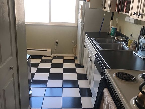 3rd image of 1350 N Lafayette St APT 505