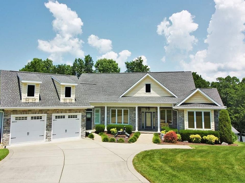 1st image of 201 Sun Hill Cir