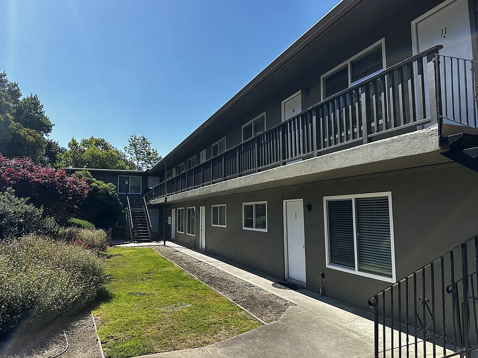 505 Brizzolara St #9
