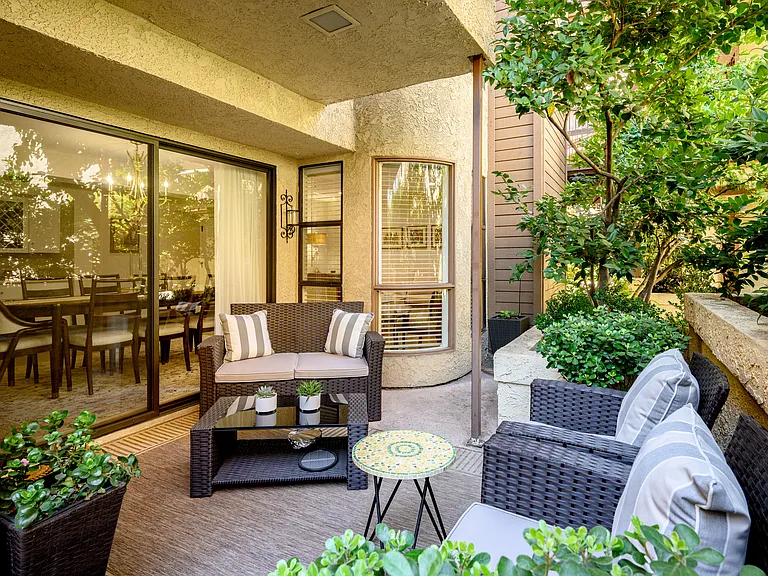 236 N Louise St #109 — Photo 25