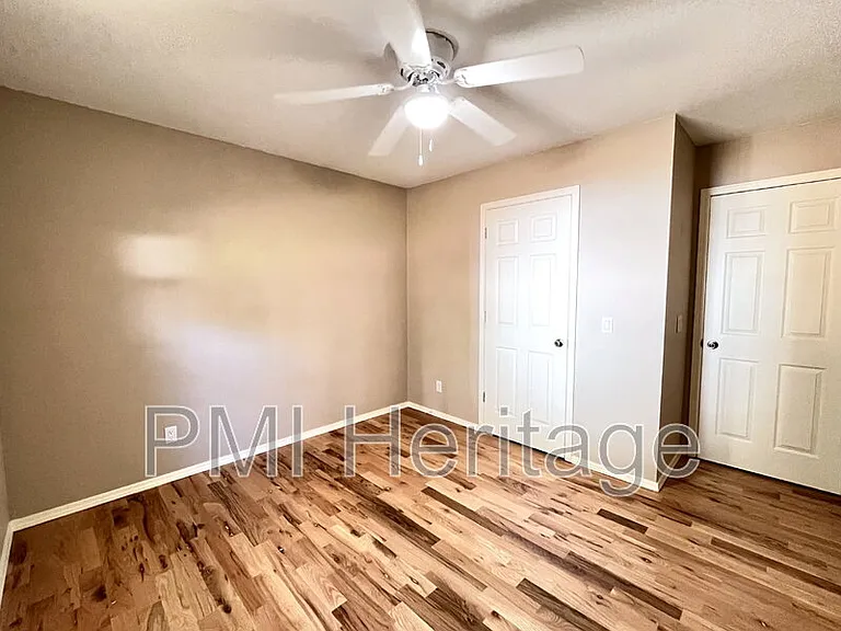 40 Portsmouth Dr — Photo 29