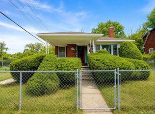 11882 Findlay St, Detroit, MI 48205