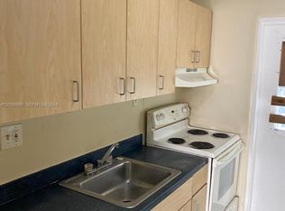 1319 NW 60th St APT 5, Miami, FL 33142