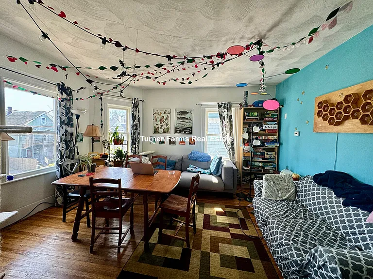 35 Cameron Ave #2R — Photo 22