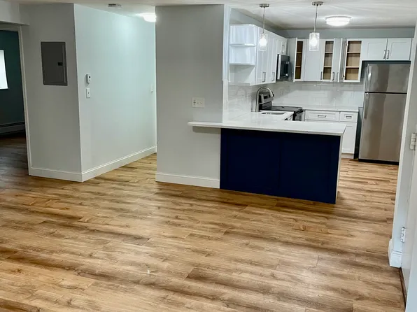 261 Hayward St APT 99, Braintree, MA 02184